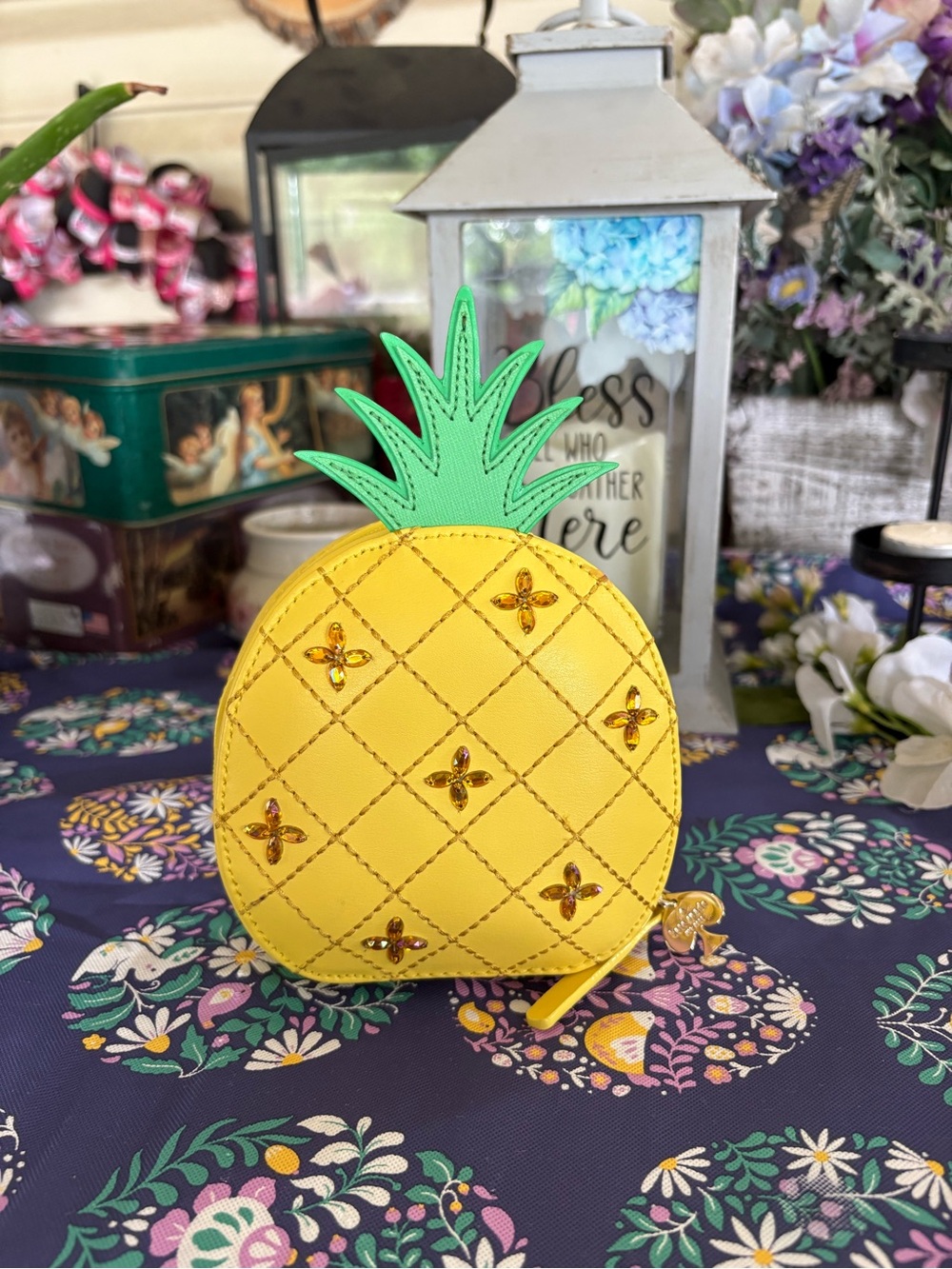 Kate Spade 3D Jeweled Pineapple Zip Pouch/Coin Purse Like New